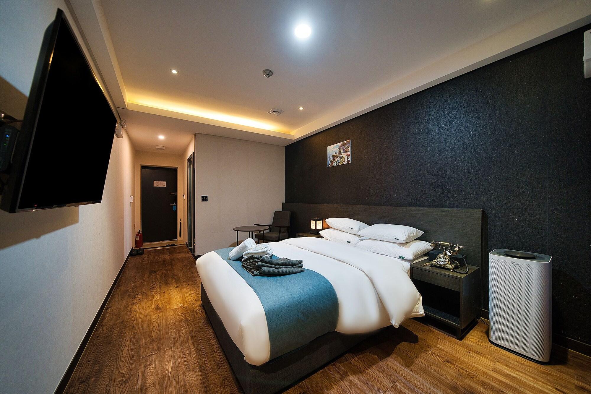 Suwon Dono1796 Hotel Dış mekan fotoğraf